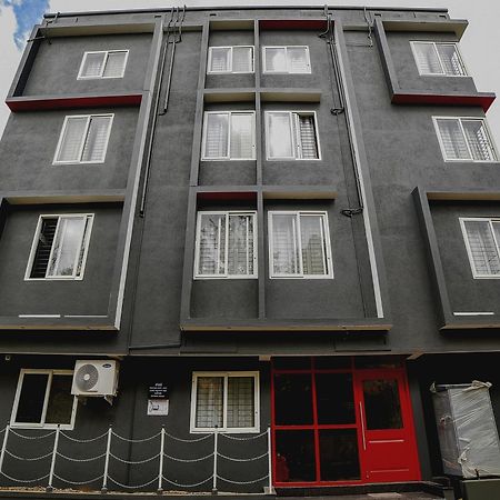 Townhouse Sarvar Hospitality Near Ascendas Park Square Mall Бангалор Екстериор снимка